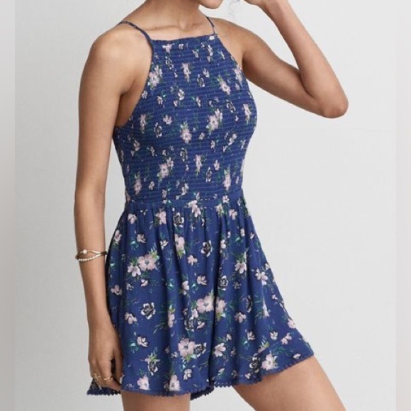 [S] American Eagle High Neck  Floral Smocked Romper Blue Peasant - Picture 1 of 10